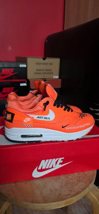 Nike Air Max 1 - Naranja