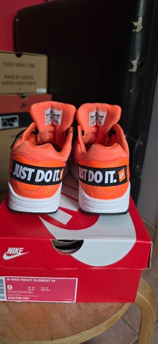 Nike Air Max 1 - Naranja