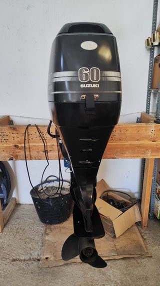 Suzuki DF60 4T - Motor fueraborda