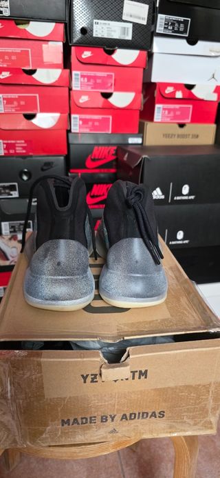 Adidas Yeezy Boost - Azul Gris