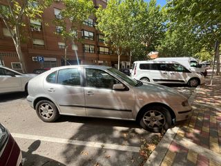 SEAT Leon 2000