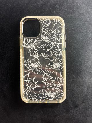 Pack 7 fundas iphone 11, todas es perfecto estado