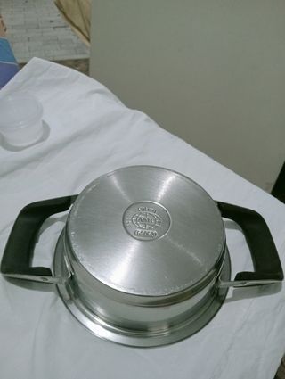 ,.OLLITA AMC. 19 CM. DIÁMETRO, 6,5 CM. ALTA.