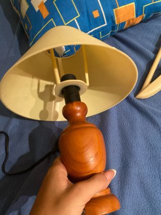 Lampara mesilla madera vintage