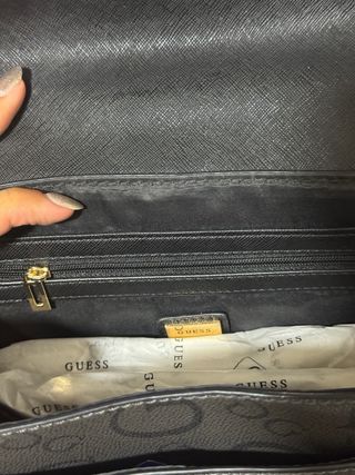 Bolso Guess negro bandolera