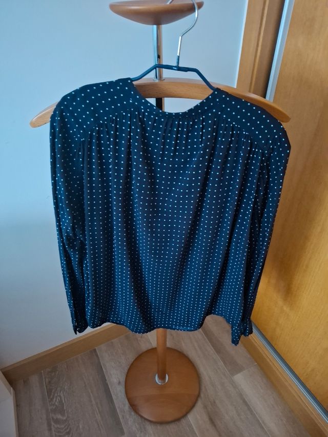 Blusa Zara Basic L -Azul marino - lunares