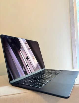 MacBook Air A2681 Gris Espacial