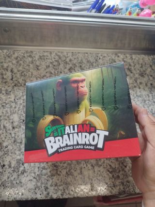 ItalianBrainRot - 336 carte di cui 48 special Holo