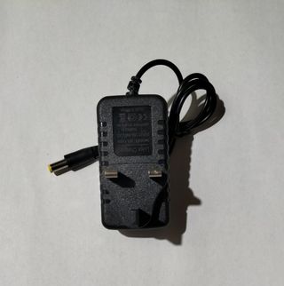 Caricabatterie trapano - Alimentatore UK