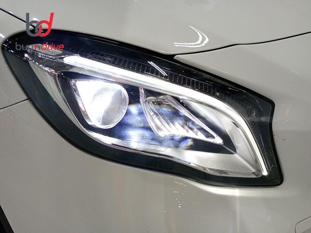 Mercedes-Benz GLA 180