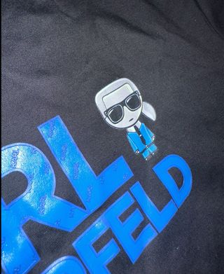 Conjunto Karl Lagerfeld - T-shirt y bañador