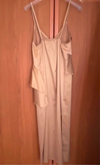 Abito longuette nuovo, beige elegante