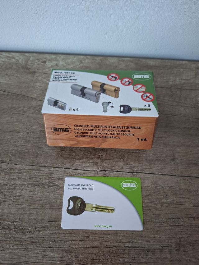 Cerradura puerta + 7 llaves