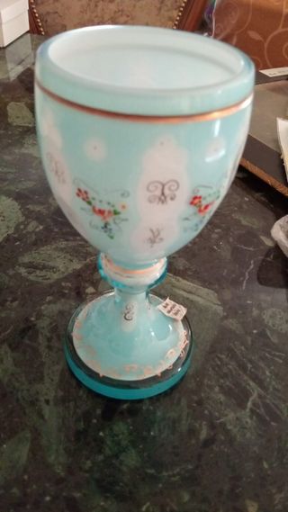 Vaso in vetro turchese decorato