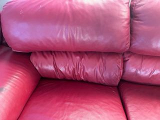 Sofá piel rojo