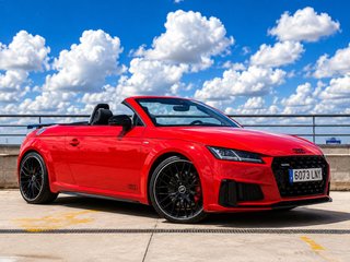 Audi TT rojo 2021 - Seminuevo Pocos Km