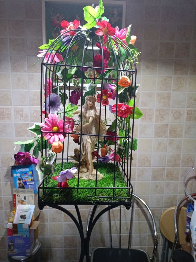  Hada dentro de jaula Decorativa