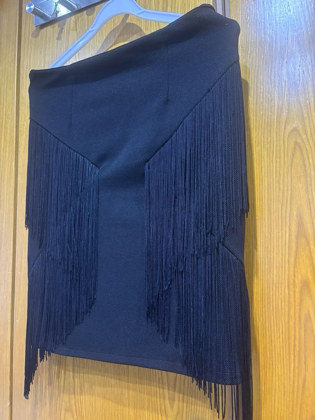 Falda negra flecos M/L