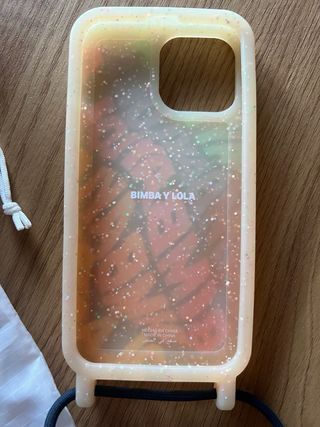 Funda iPhone 13 Pro Max Bimba y Lola