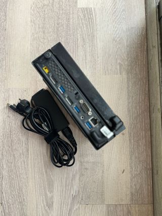 Lenovo ThinkCentre M700 i5- 8GB RAM- 500GB HDD