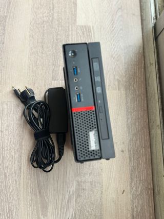 Lenovo ThinkCentre M700 i5- 8GB RAM- 500GB HDD