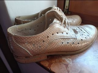 Scarpe beige donna in pelle
