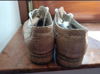 Scarpe beige donna in pelle