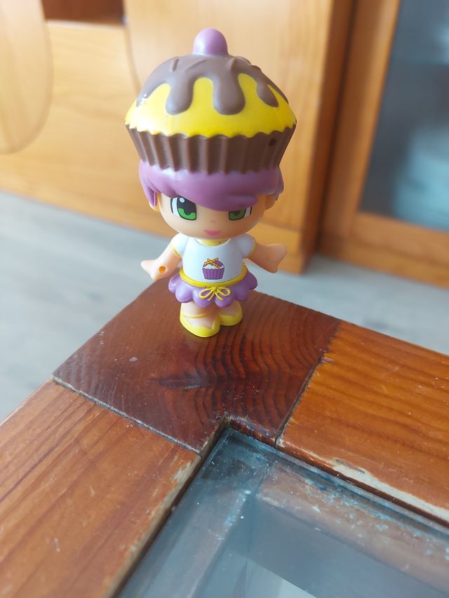 7 Muñecas Pin y Pon