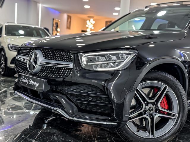 Mercedes-Benz GLC SUV 200D AMG