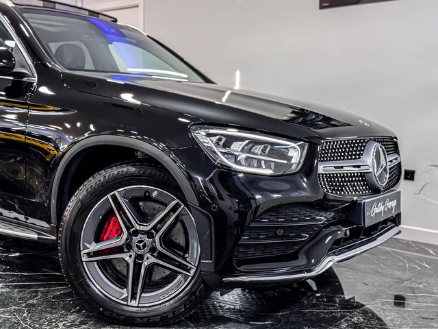 Mercedes-Benz GLC SUV 200D AMG