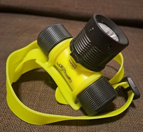 Linterna Frontal LED Sumergible / Submarinismo