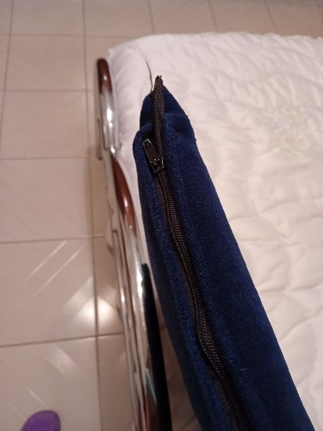 Almohadilla antiescaras azul marino