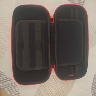 Accessori per Nintendo Switch: controller, cuffie