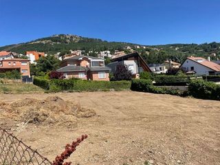 Terreno en venta en Miraflores de la Sierra
