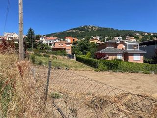 Terreno en venta en Miraflores de la Sierra