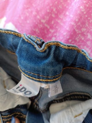 4 Jeans bimba 3-4 anni