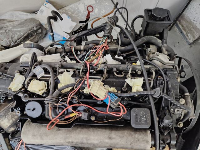 Motor BMW 330xd (184cv) - Despiece