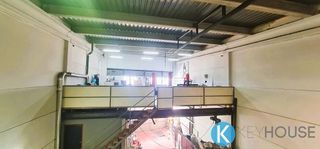 Nave industrial en venta en Camarma de Esteruelas