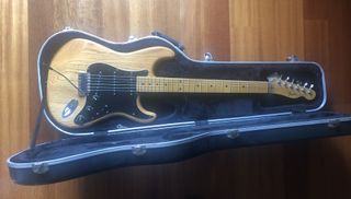 Fender Strato-Telecaster Guitarra