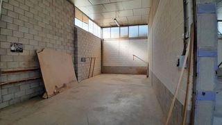 Nave industrial en venta en Yecla
