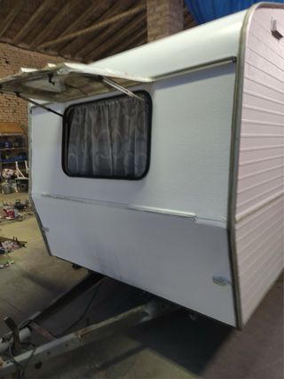 Caravana Sterckeman 750kg urge venta