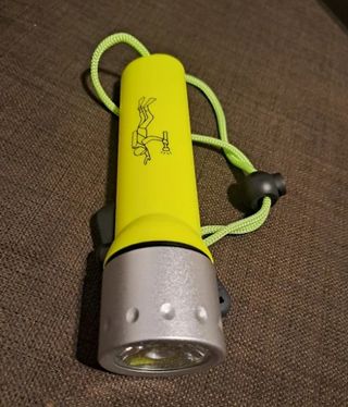Linterna LED Sumergible de Submarinismo Resistente