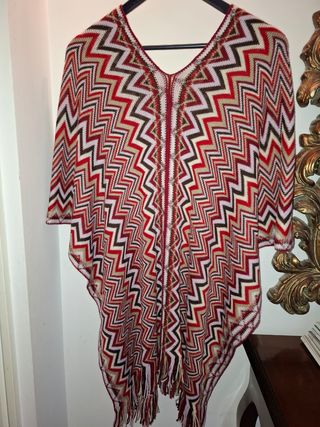 Poncho de lana Missoni