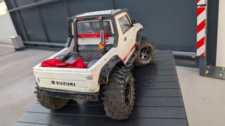 RC crawler carroceria rigida Suzuki TRX4 1:10