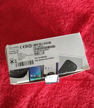 Alcatel OT-720 con Bluetooth. DA USARE