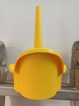 Bicchieri plastica arancioni e rossi