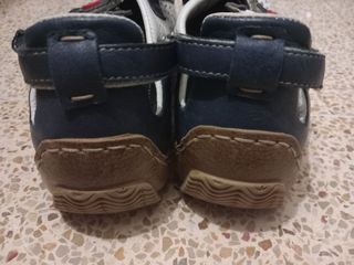 Zapatos Rieker azul y blanco