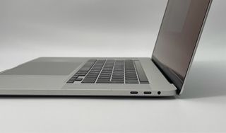 MacBook Pro 16" 2019