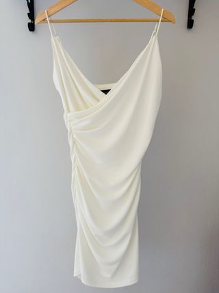 Vestido Zara blanco fruncido