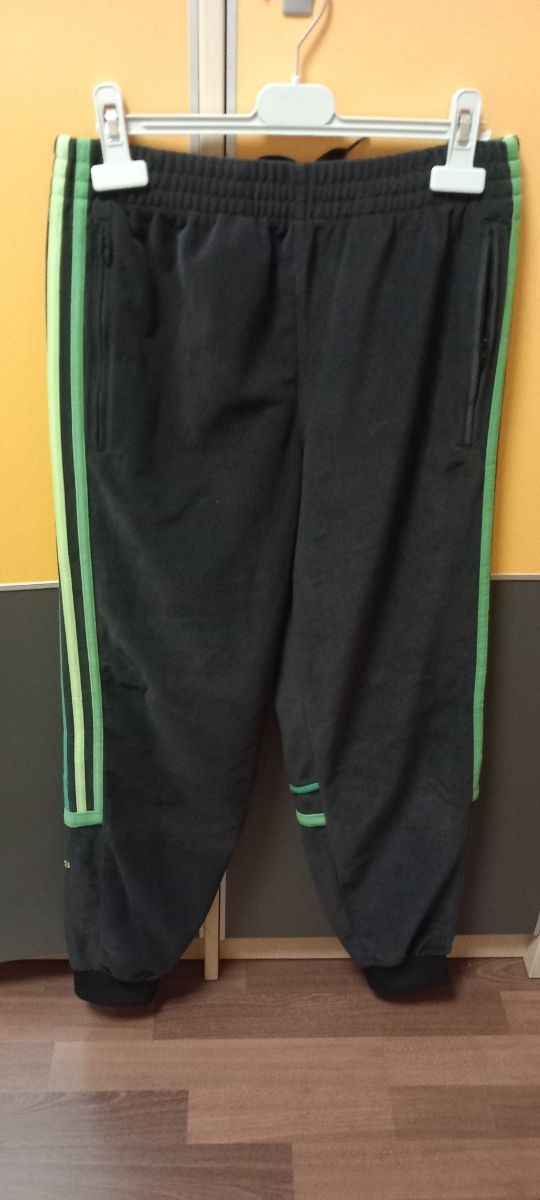 Pantalón Adidas negro-verde